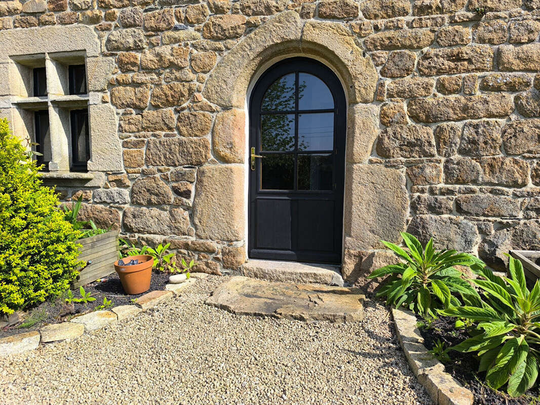 Maison à PLOUGASNOU