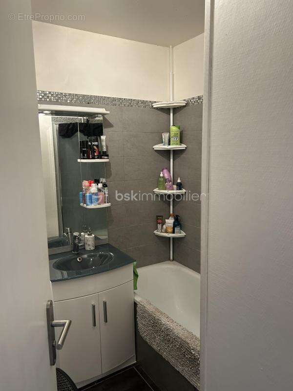 Exclusivité Bel appartement  2 pièces avec balcon et box en sous-sol - COUP DE COEUR ASSURE - photo 9