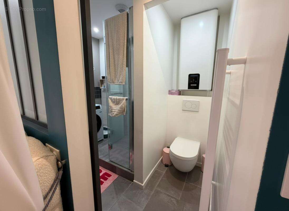 Studio de charme refait à neuf- Faubourg Saint-Antoine-vendu loué- - photo 6