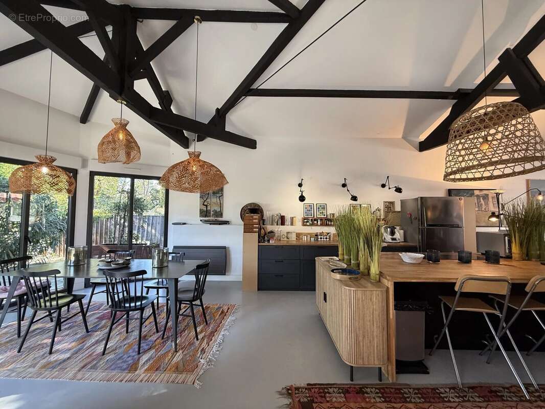 Maison à LE BOUSCAT