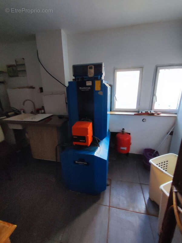 Maison à LA CHAPELLE-D'AUREC