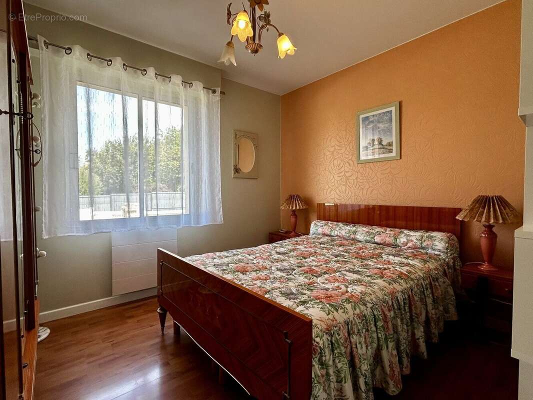 Maison 141 m² à Poullan-Sur-Mer  - photo 9
