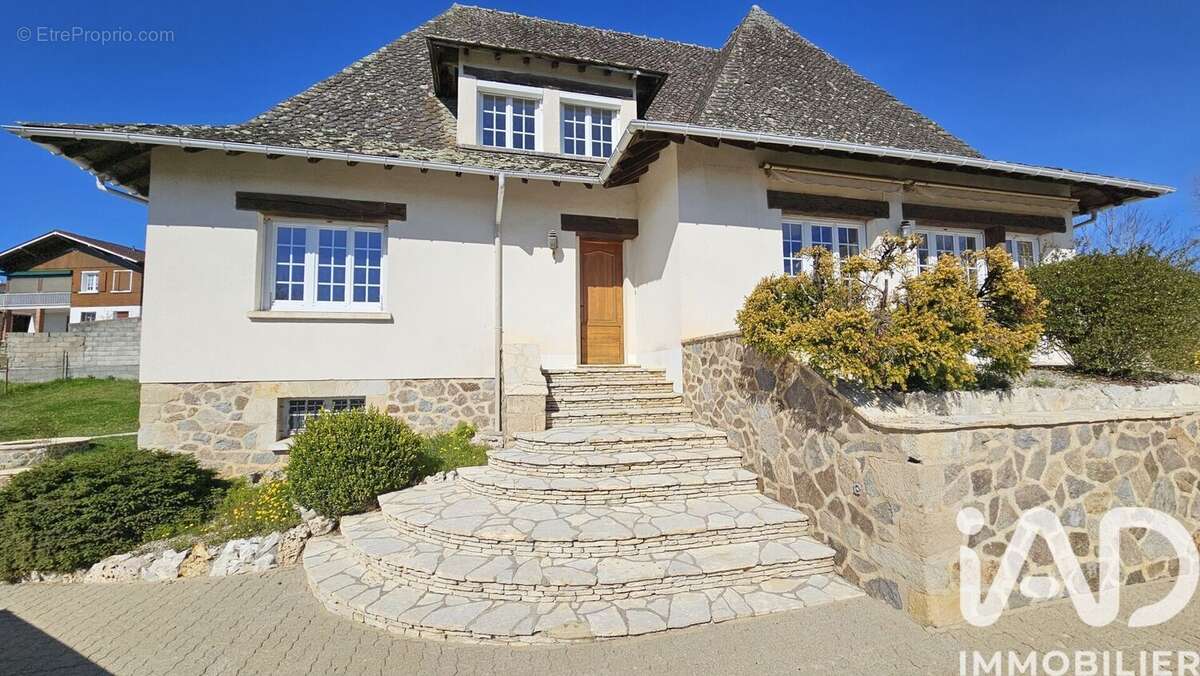 Photo 2 - Maison à SAINT-ETIENNE-DE-MAURS