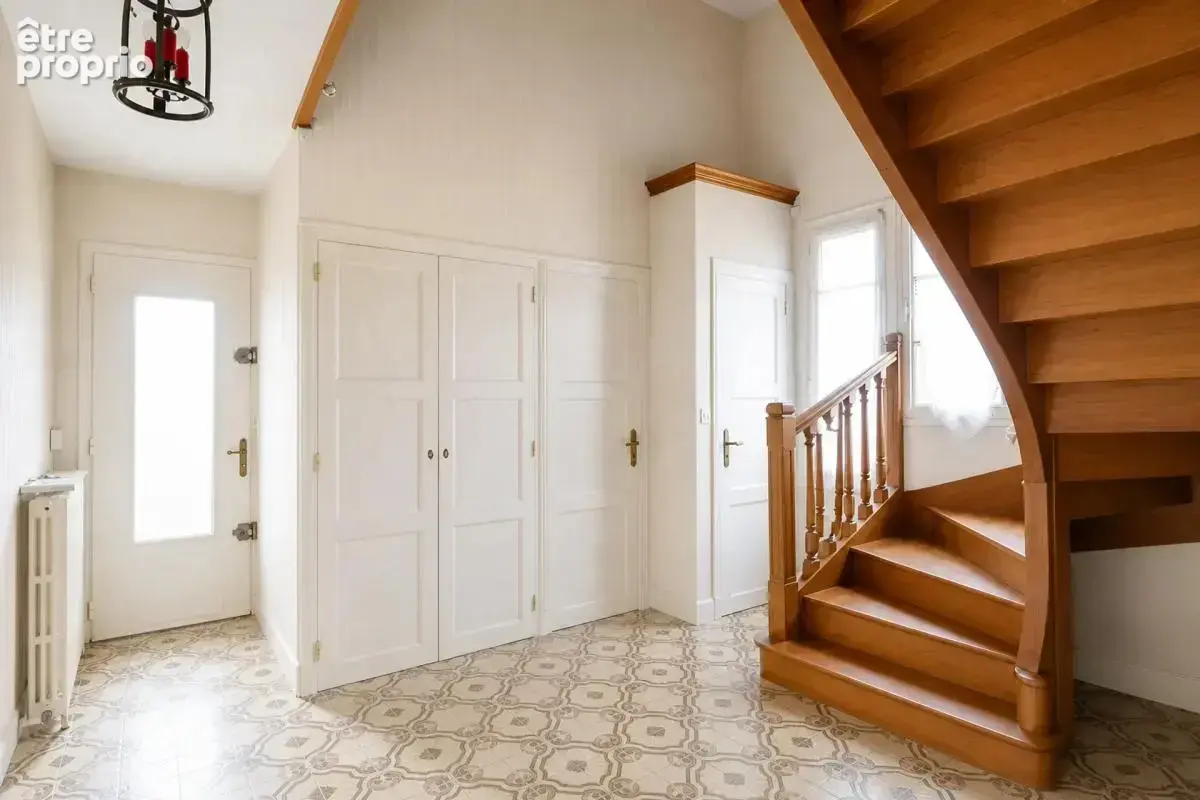 Maison de 195m² en vente à Poitiers Dunes/Dolmen - photo 14