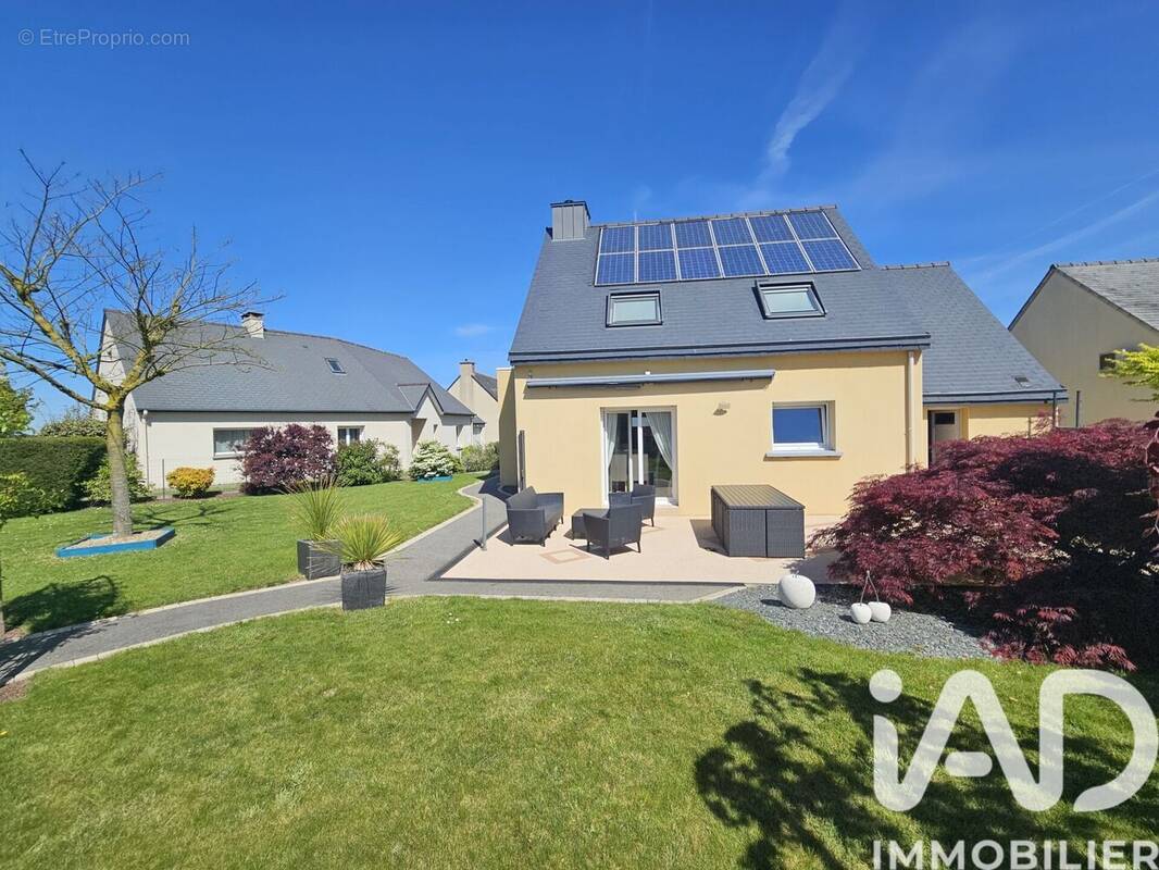 Photo 1 - Maison à CORNILLE