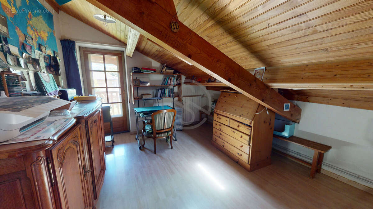 Maison 160 m2 + terrain constructible - photo 13