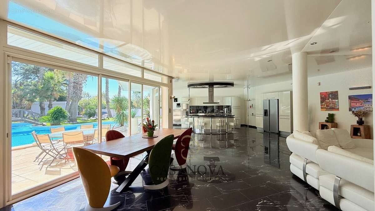 Villa d'architecte entre douceur et art de vivre - photo 8