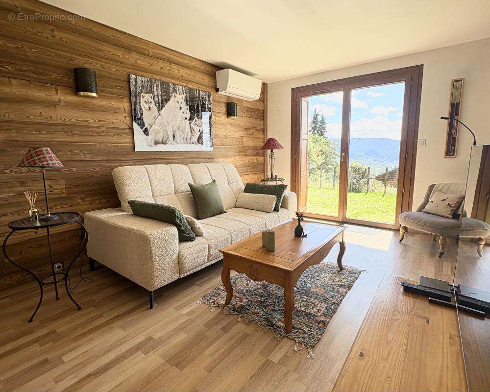 Appartement à FONT-ROMEU-ODEILLO-VIA