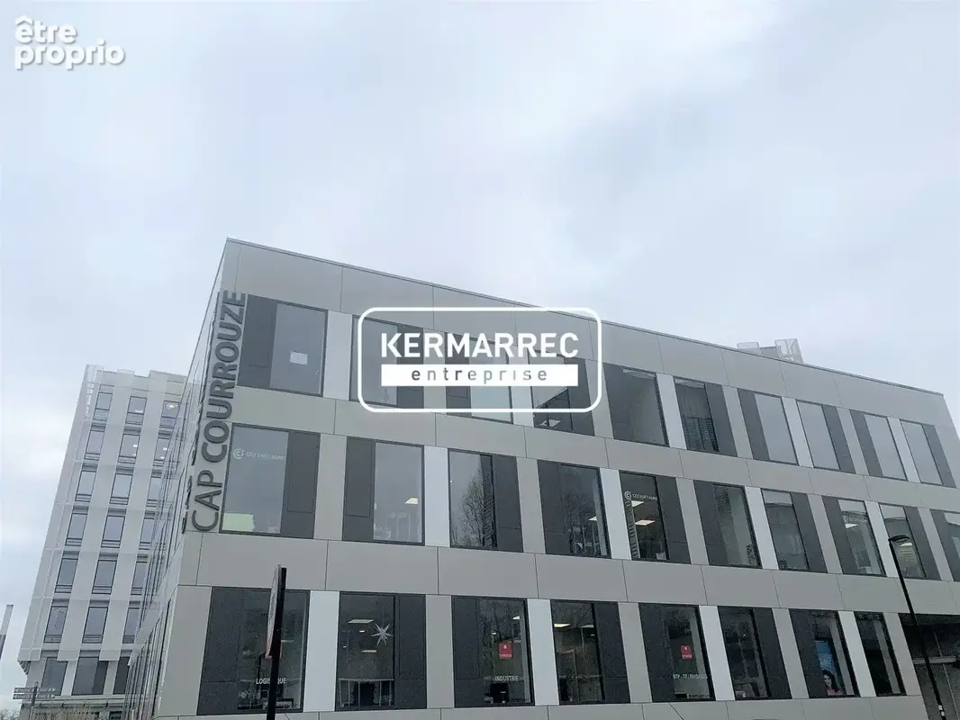 Commerce 770 m² à vendre à Saint-Jacques-De-La-Lande (35136) - photo 6