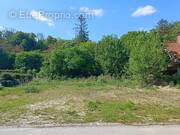 Terrain à FONTAINE-SUR-SOMME