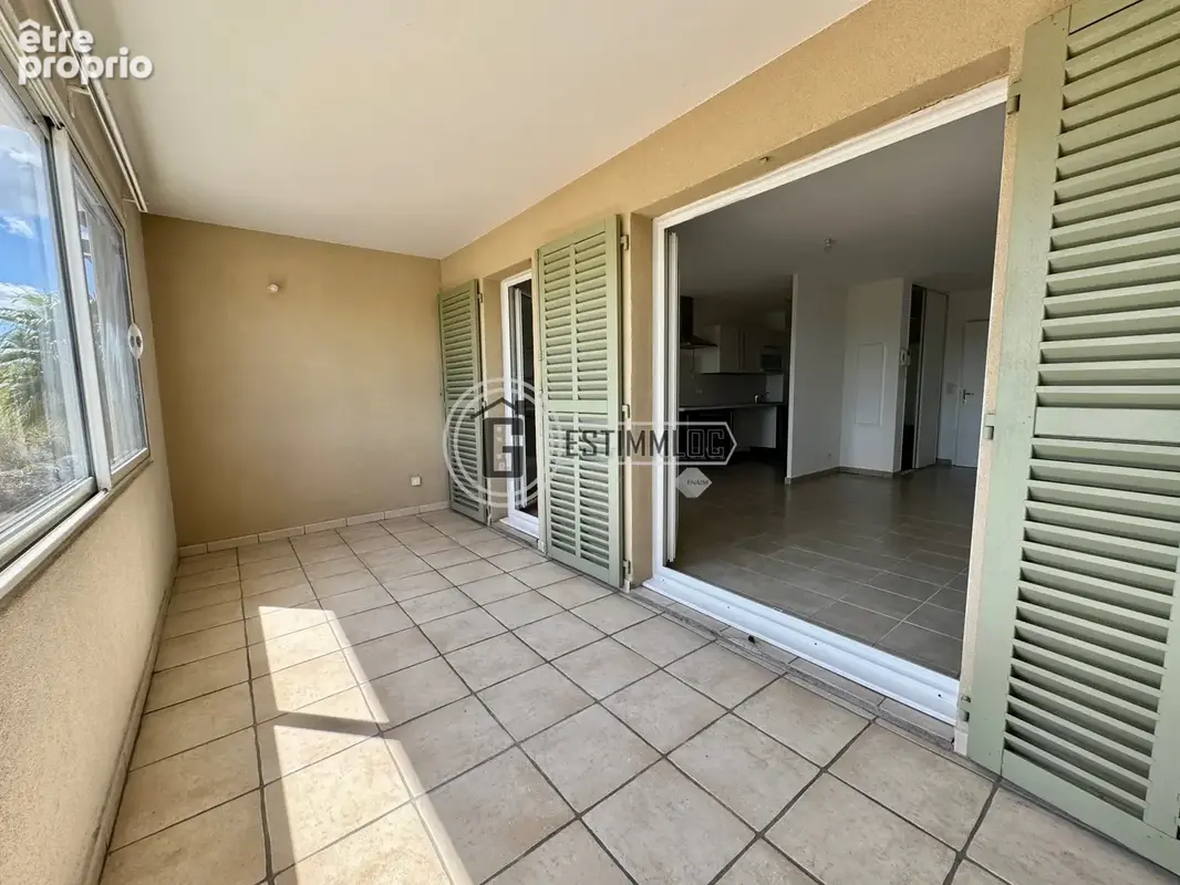 Appartement à LORGUES