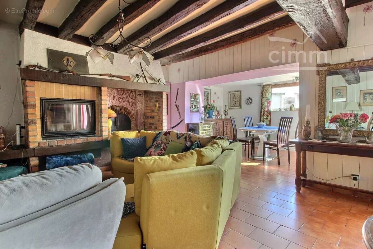 Maison à VIGNOUX-SUR-BARANGEON