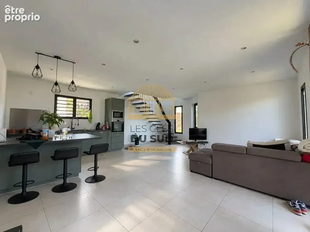 A vendre - villa de type t4 de 100 m² environ- saint joseph - 249 000 € - photo 2
