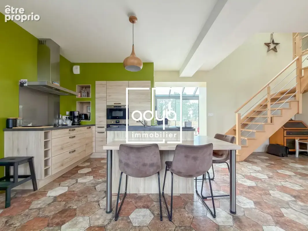 Maison 142 m² à La Suze-Sur-Sarthe  - photo 4