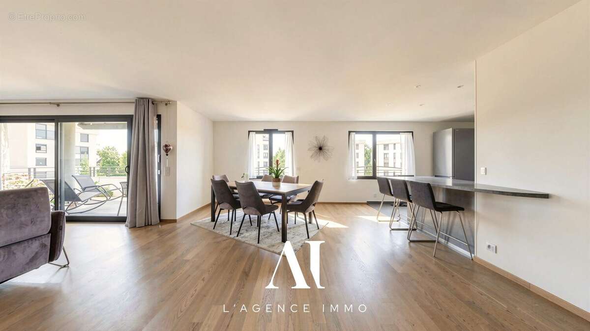 Appartement 133 m² à Saint-Genis-Pouilly  - photo 5