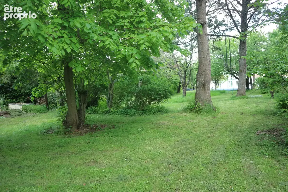 Magnifique terrain constructible, dans propriete d'exception, de 400 m2. a 10 mn de la rochelle. - photo 3