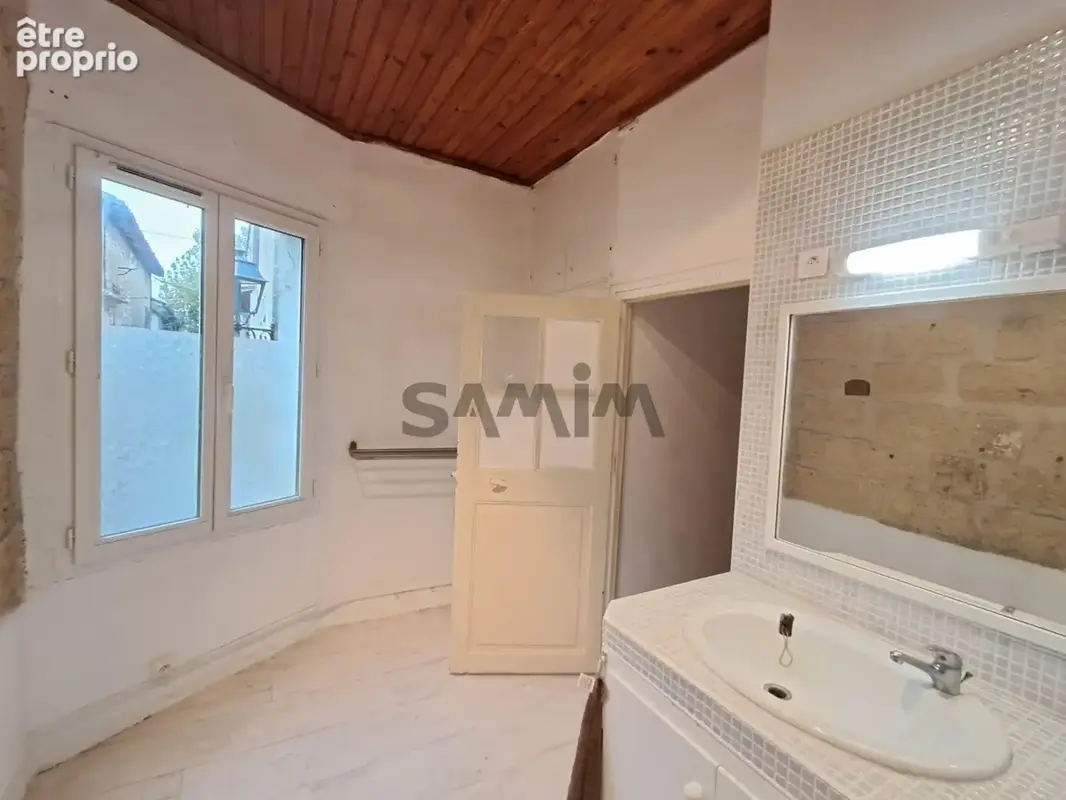 A vendre - charmante maison de village -  aigues vives - photo 8