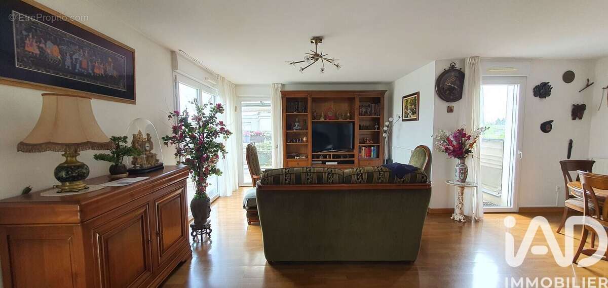 Photo 4 - Appartement à ELANCOURT