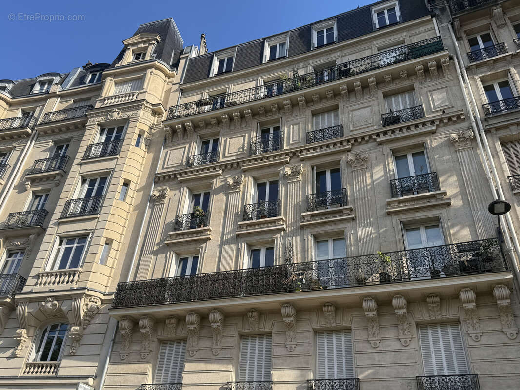 Appartement à PARIS-12E