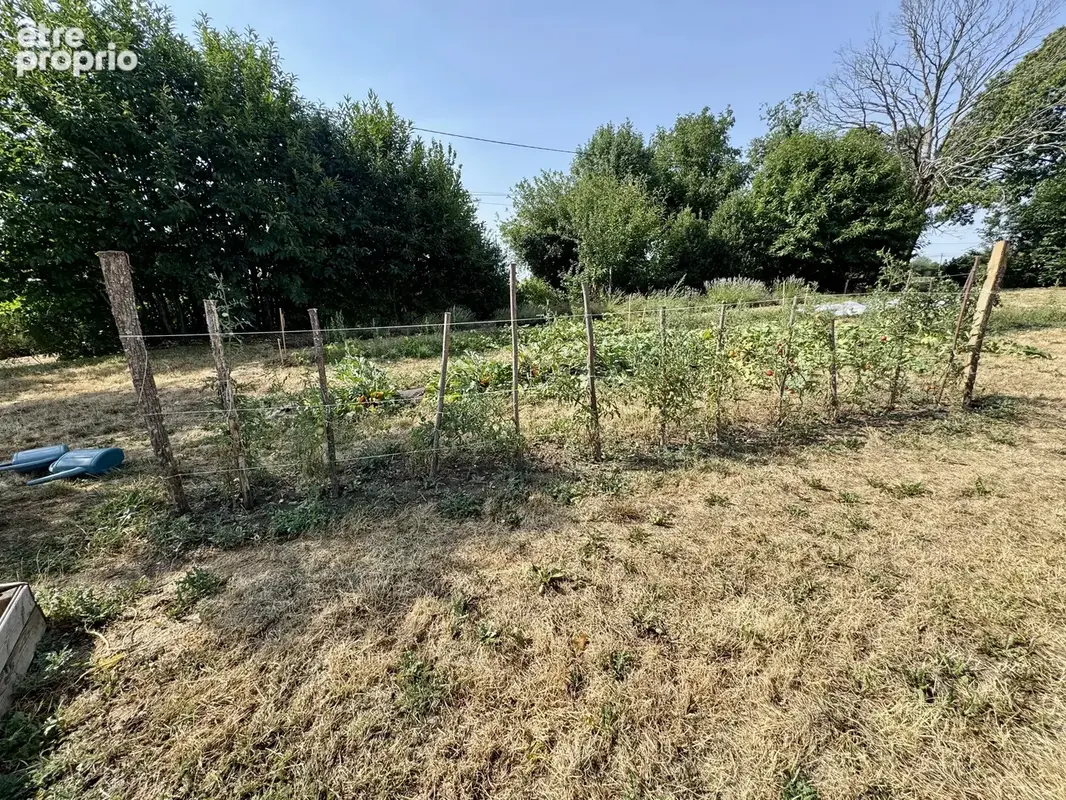 Rieupeyroux – Maison en pierre avec granges et 1,9 ha - photo 19