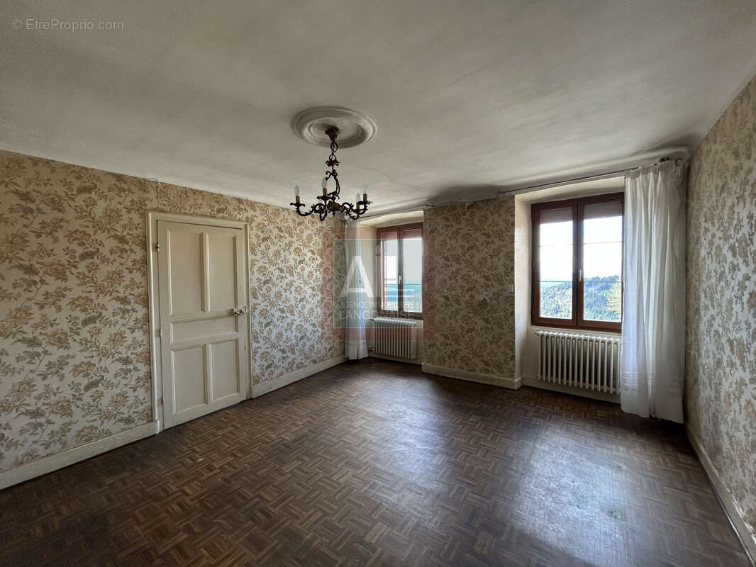 Maison à PRADELLES