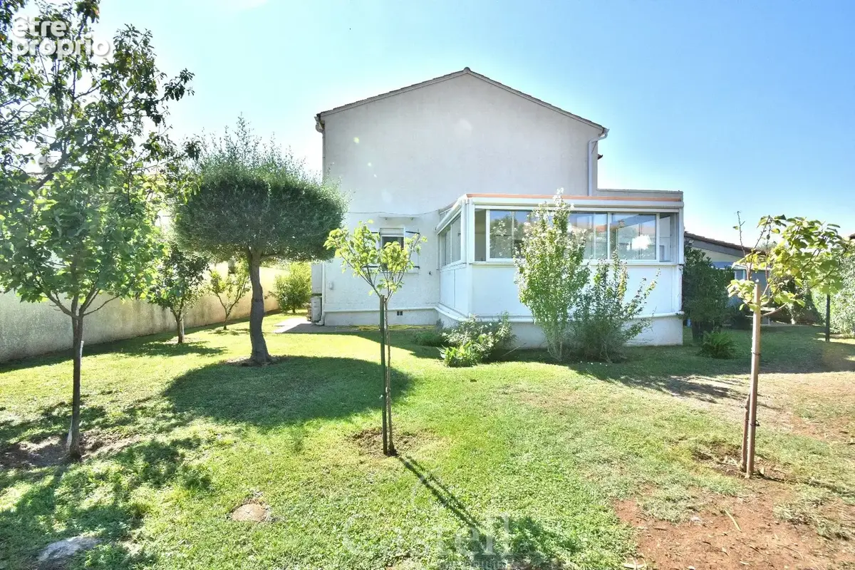 Villa T6 avec garage - photo 4