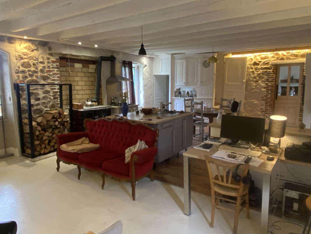 Maison à ARFEUILLES