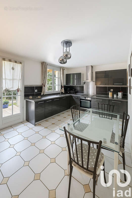 Photo 6 - Maison à LA QUEUE-EN-BRIE