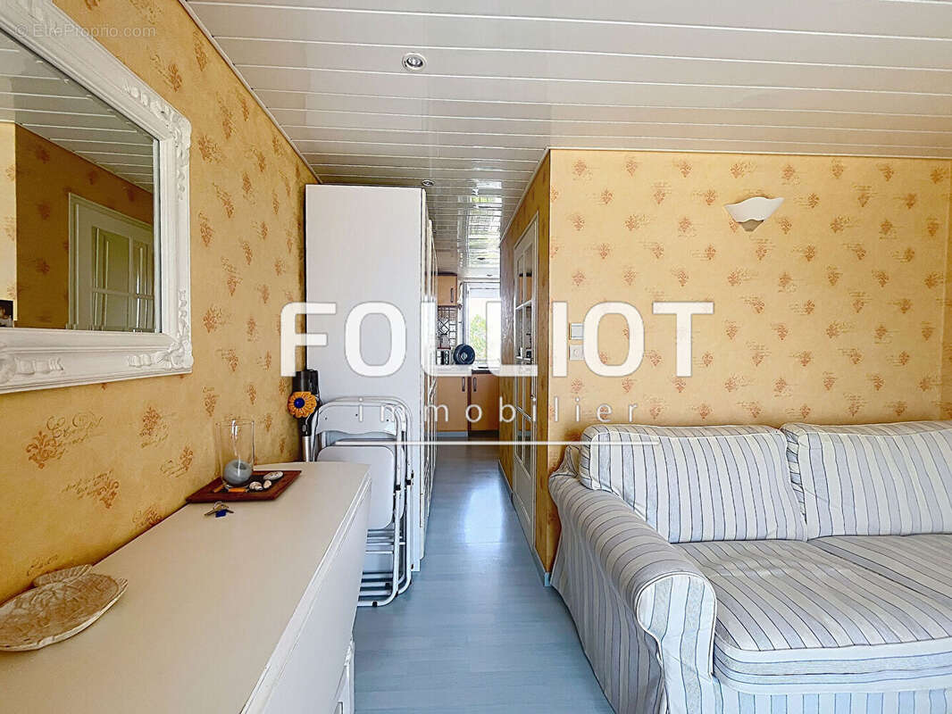 Appartement à LUC-SUR-MER