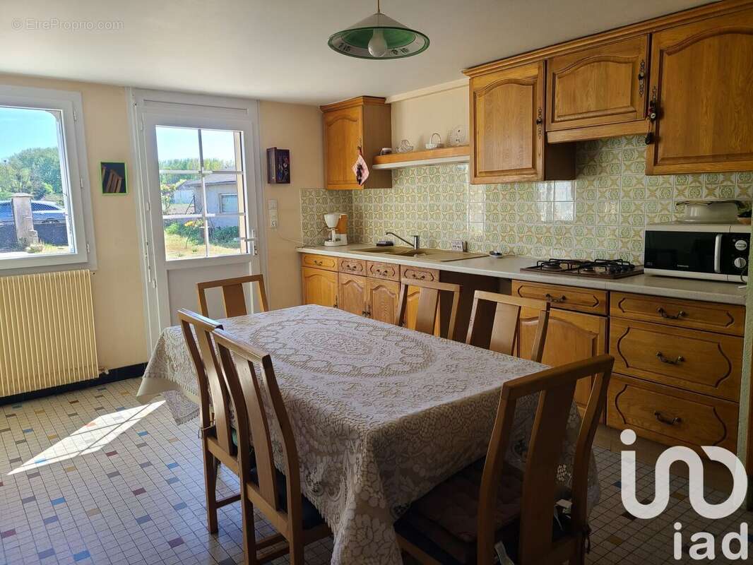 Photo 2 - Maison à LA CHAPELLE-SUR-LOIRE