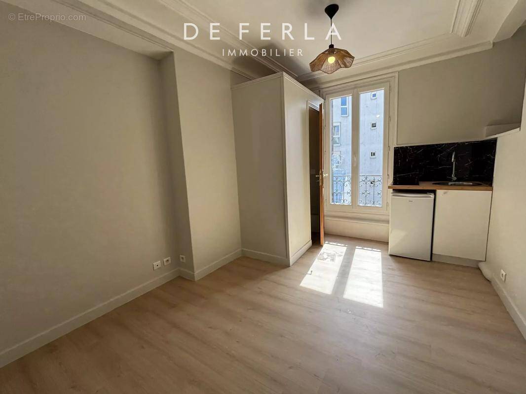Appartement à PARIS-19E