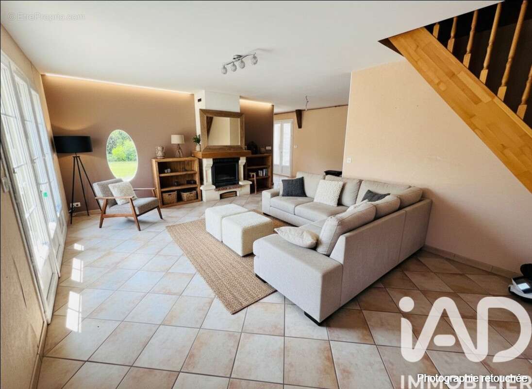 Photo 8 - Maison à PREVERANGES