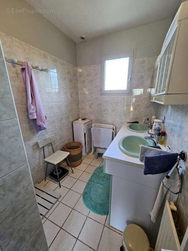 Maison à FIERVILLE-LES-PARCS