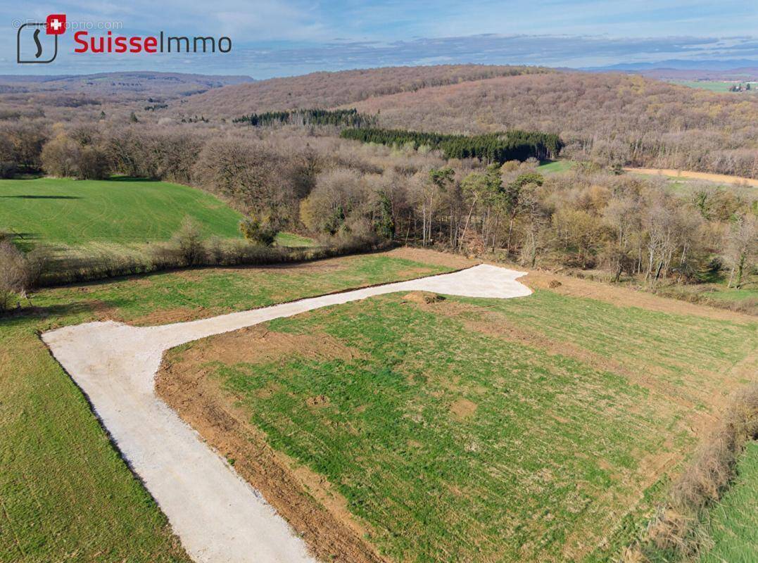 Terrain à MONTENOIS