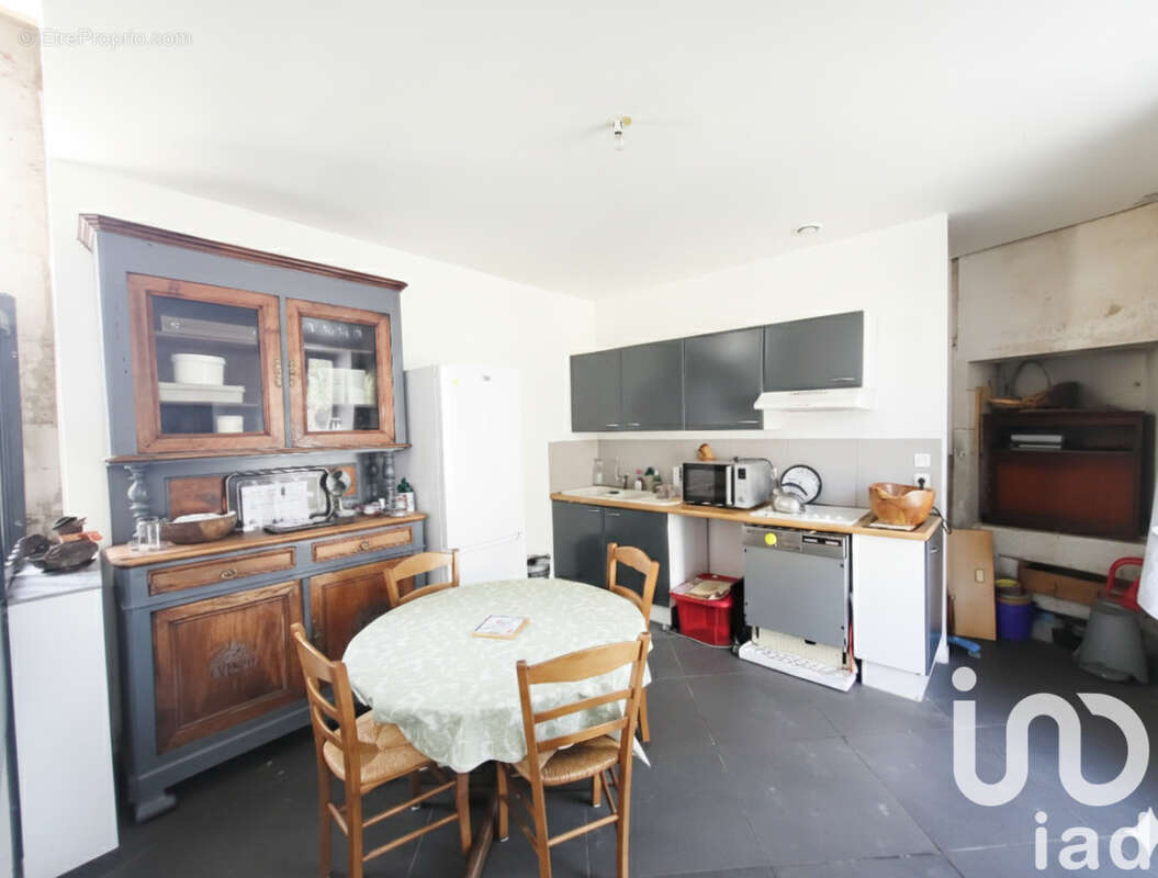 Photo 3 - Maison à ARDIN