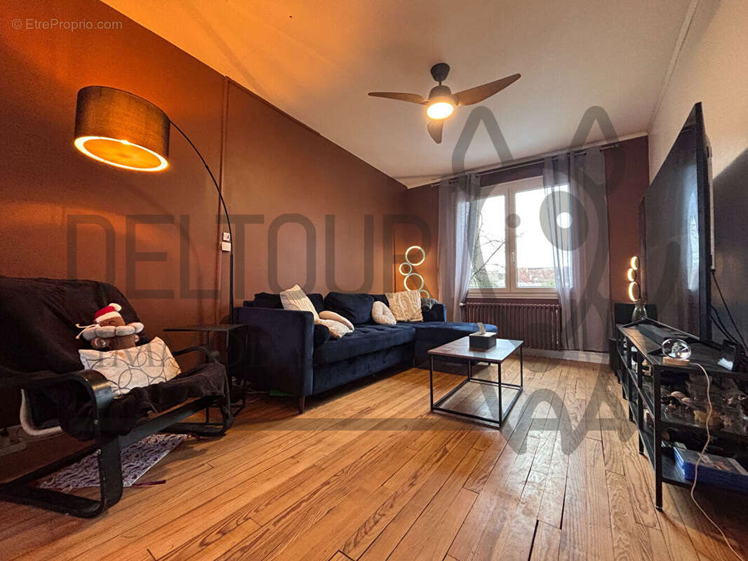 Maison à FAREMOUTIERS