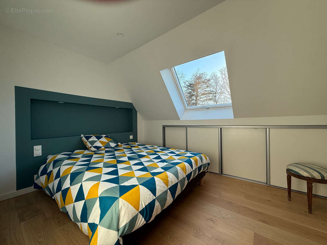 BEGMEIL (29) – Maison familiale rénovée avec prestations modernes, 5 chambres et terrasse plein sud à 700 m de la plage - photo 14