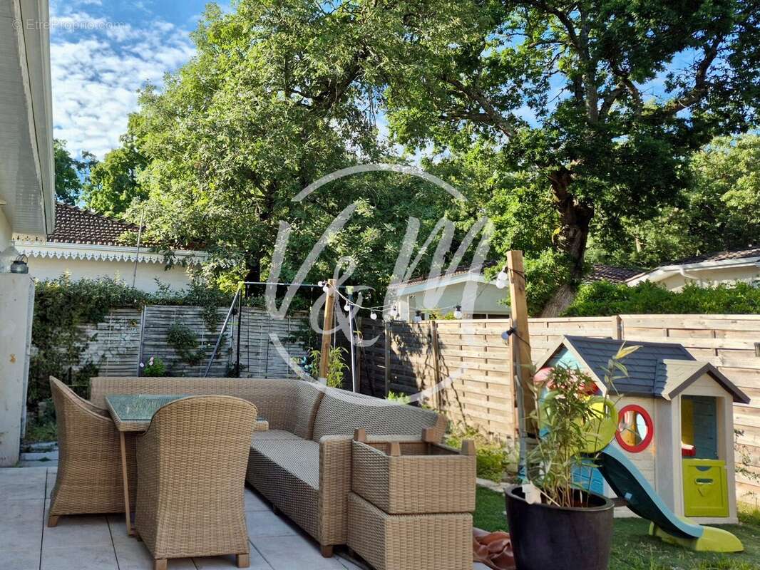 Maison 95 m² à Lanton  - photo 7