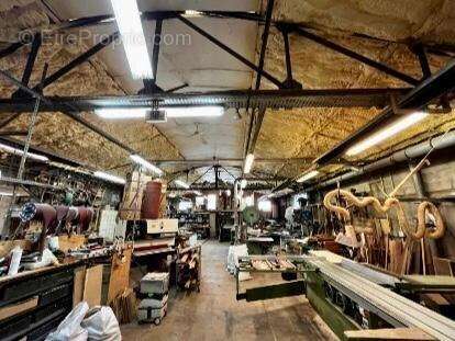 Commerce à MONTREUIL