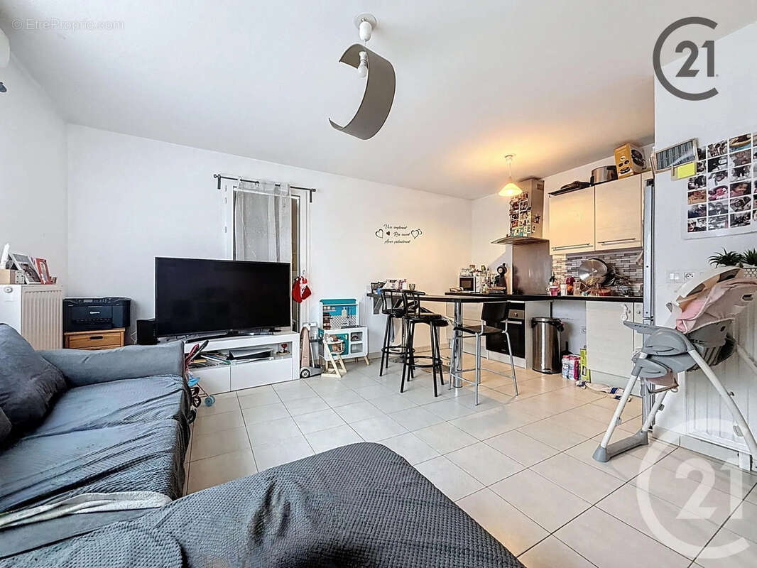Appartement à LIEUSAINT