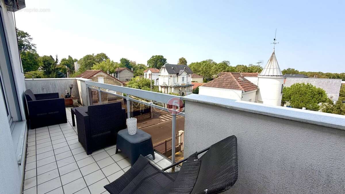 Appartement 76 m² à Le Raincy  - photo 11