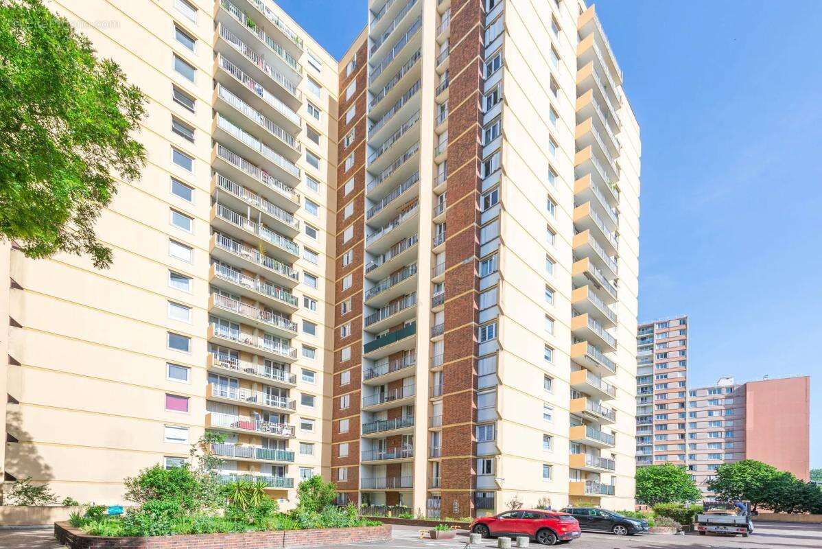 Appartement à SAINT-DENIS
