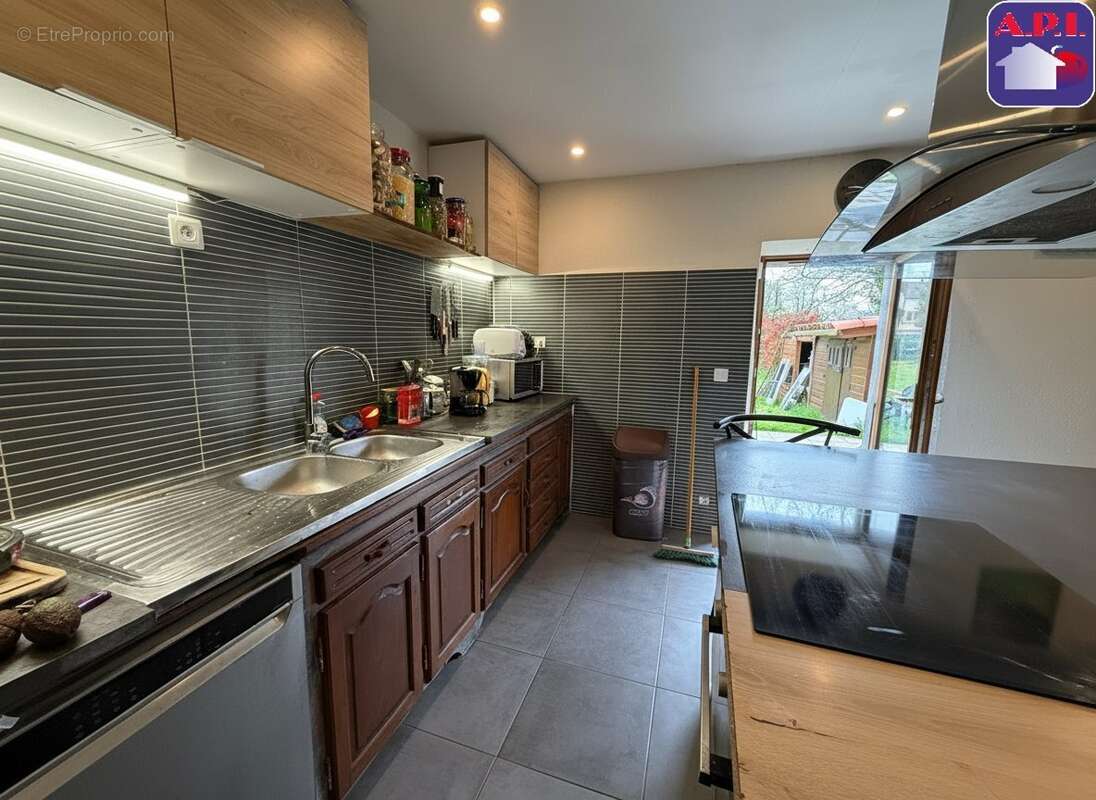 Maison à PRAT-BONREPAUX