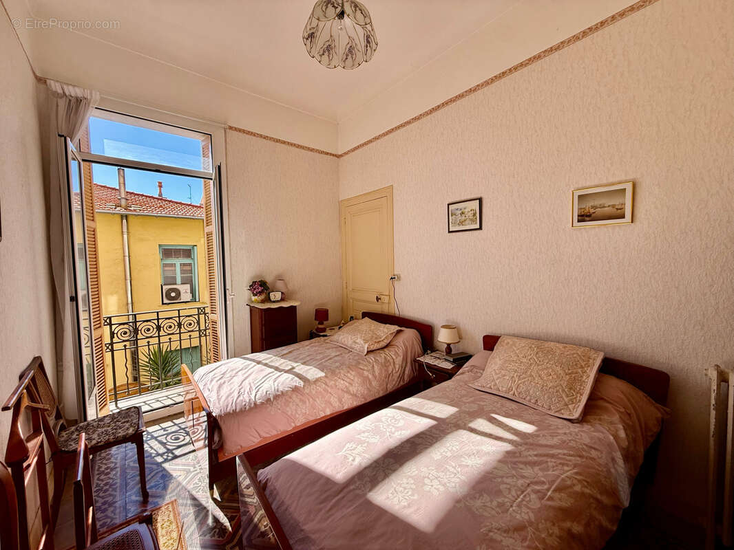 Appartement à MENTON