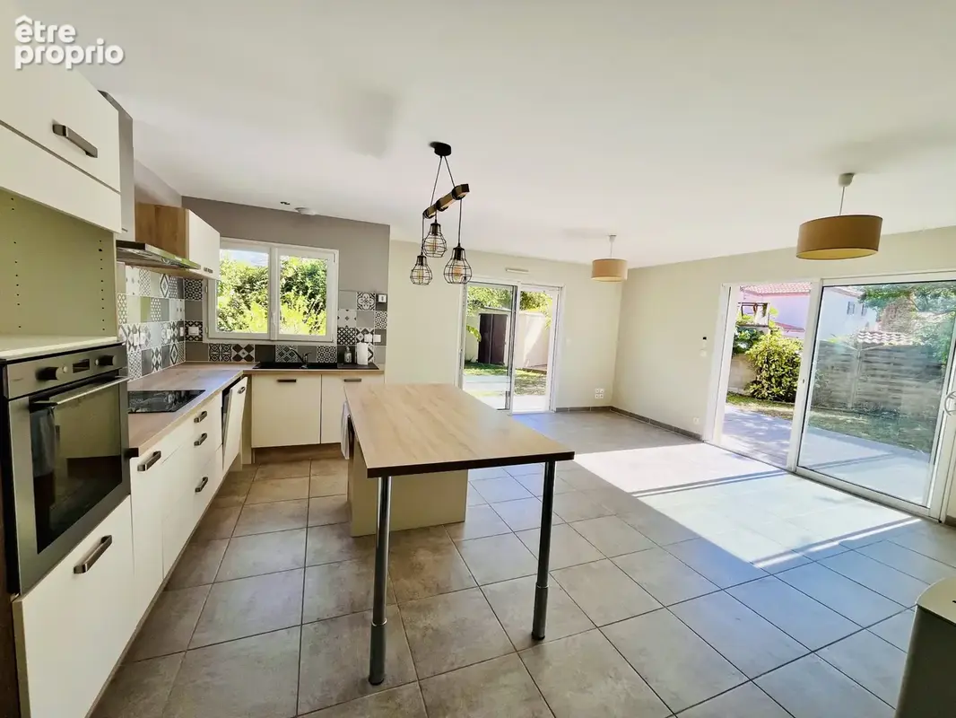 BOUAYE - Maison de 93 m2  sur une parcelle de 450 m2. - photo 3