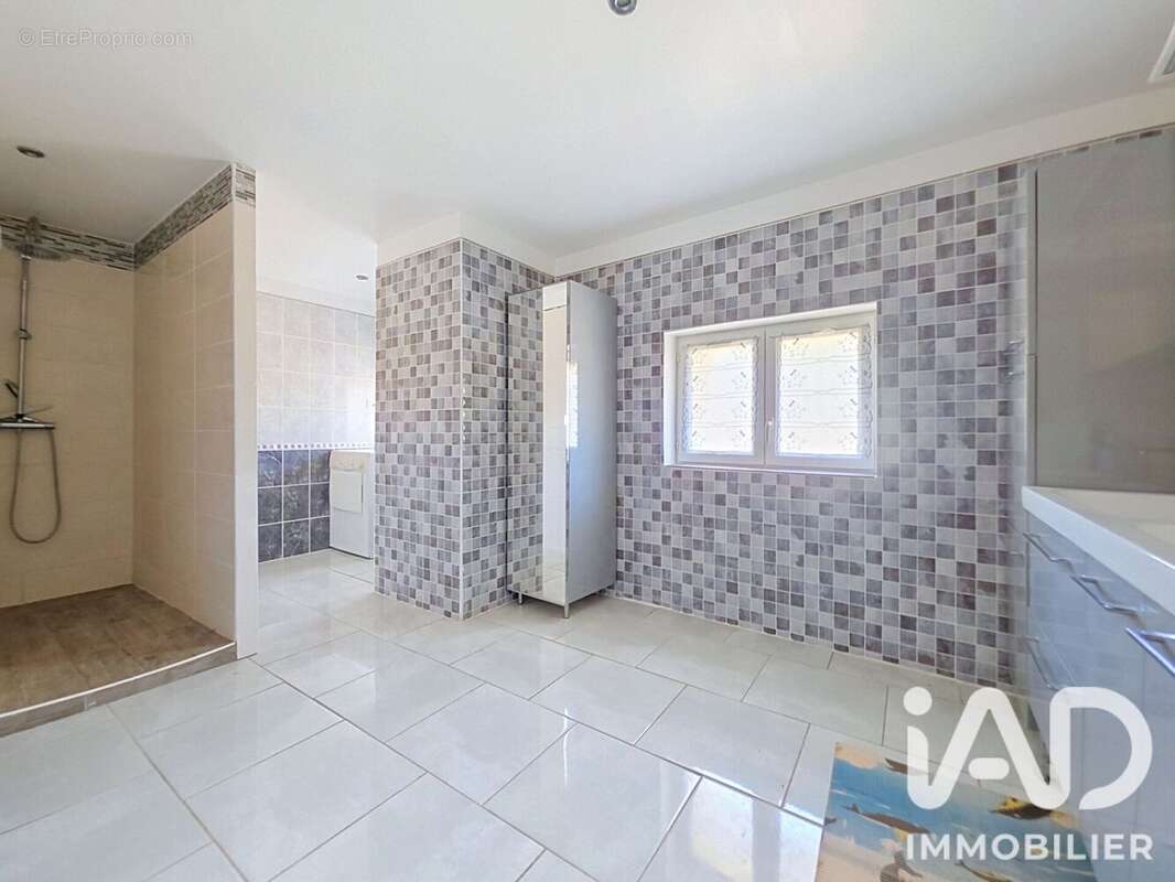 Maison 232 m² à Briare  - photo 9