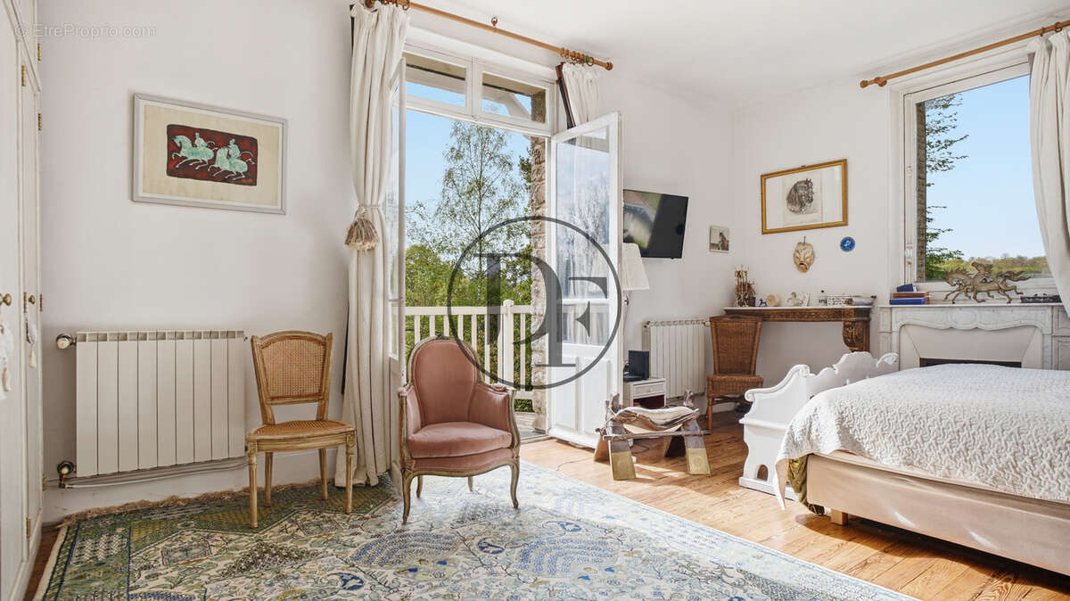 Maison à BOURRON-MARLOTTE