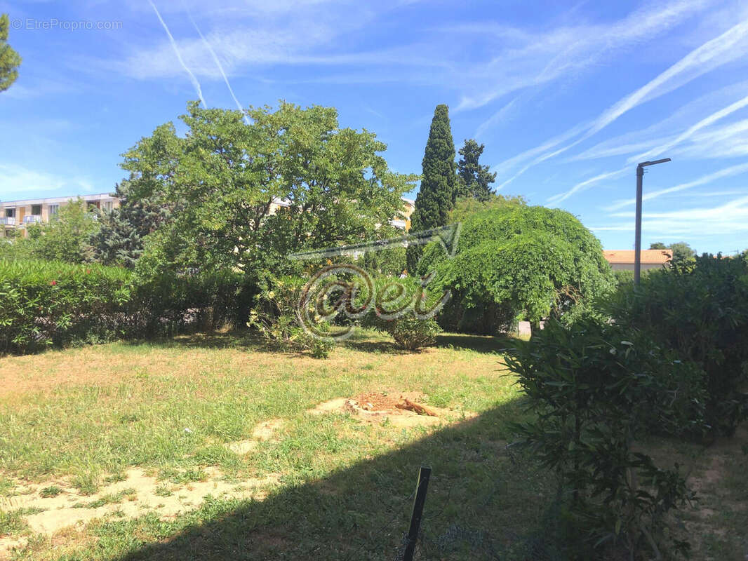 Appartement 61 m² à Marignane  - photo 2