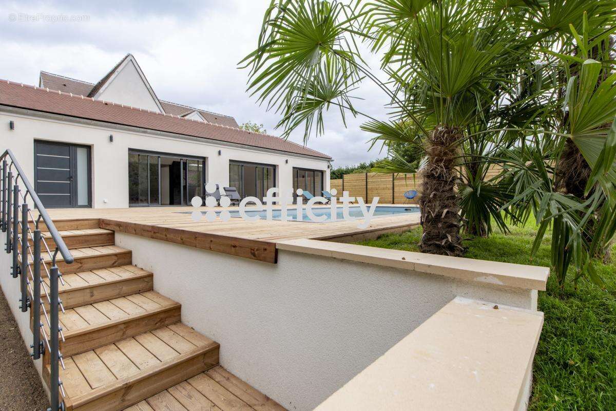 Maison à GROSROUVRE