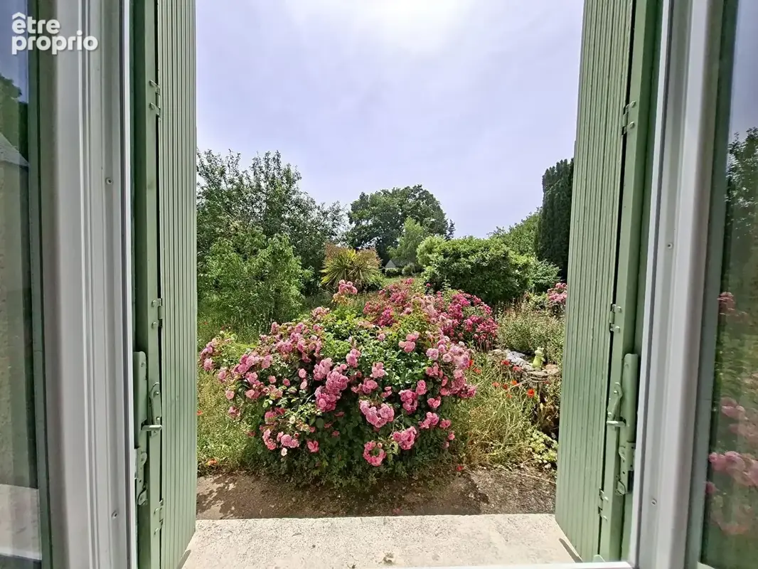Maison en pierre + grange -Terrain env. 1 390m² -Beau potentiel - Saint-André-des-Eaux - photo 15